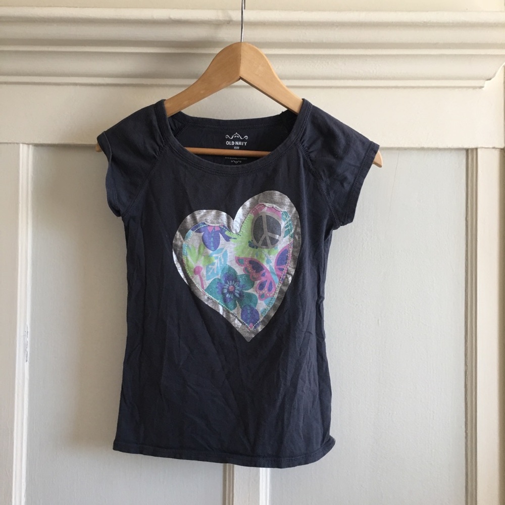 Old Navy Girls size L graphic T-shirt heart